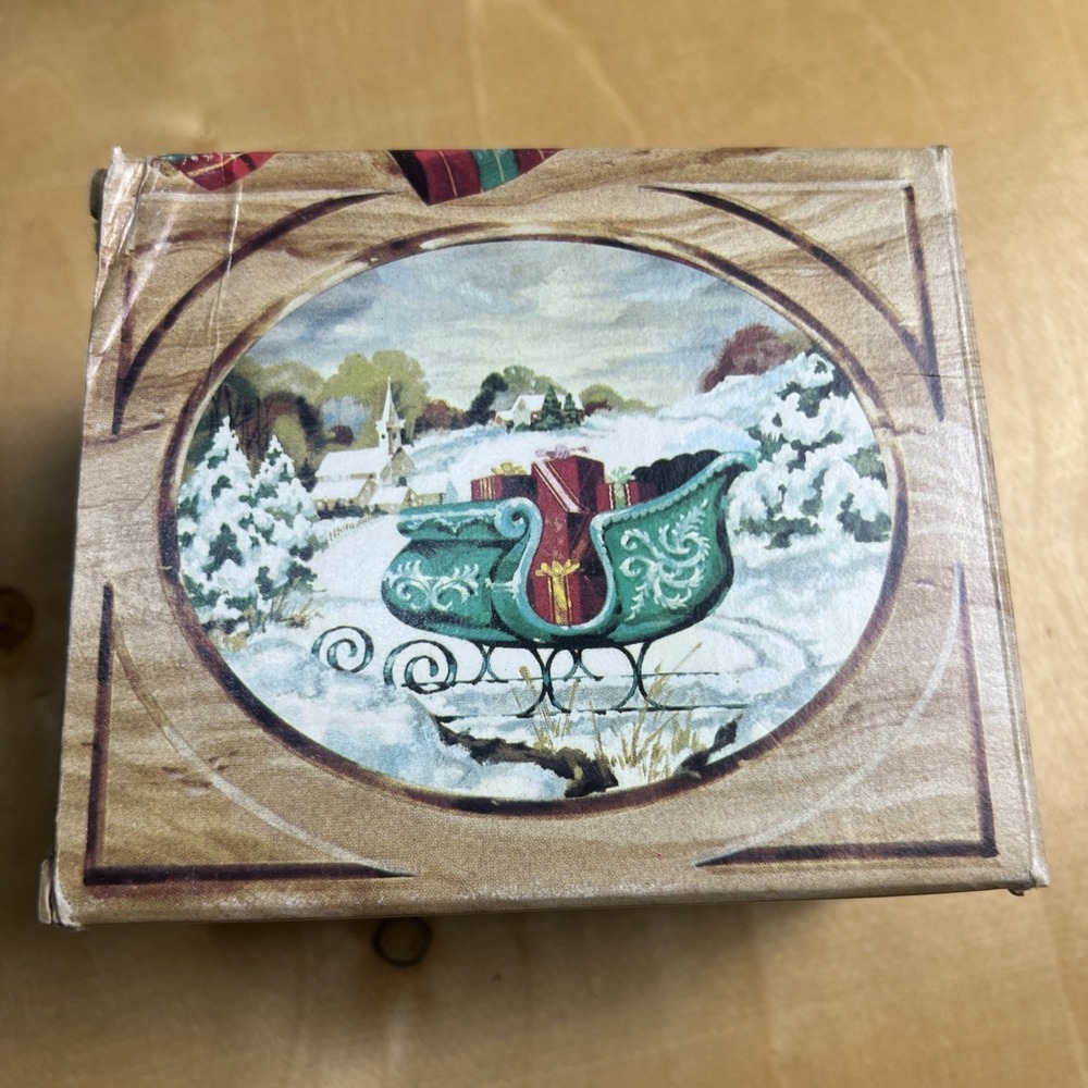 Vintage Avon Bayberry Sleigh Candle Scented Candle Christmas Santa Made In USA